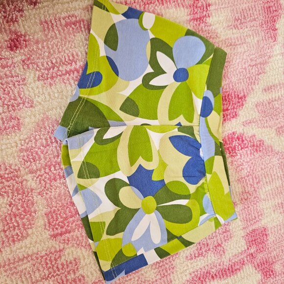 Lot of summer outfits - Picture 6 of 16